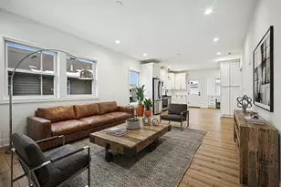 247 Highwood Ave, Highwood, IL 60040 - Photo 4