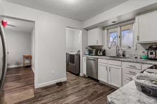28 Lange Ave, Savoy, IL 61874 - Photo 10