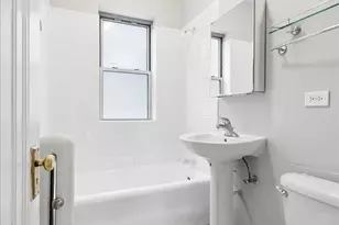 242 S Maple Ave, Oak Park, IL 60302 - Photo 14