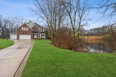 9025 Darien Woods Court, Darien, IL 60561 - Photo 40