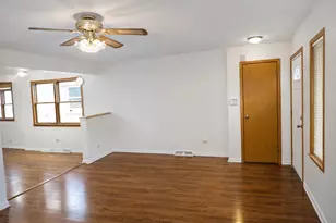 7131 S Hoyne Ave, Chicago, IL 60636 - Photo 4