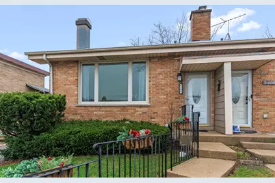 9308 Home Court, Des Plaines, IL 60016 - Photo 2