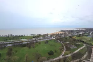 5415 N Sheridan Rd, Chicago, IL 60640 - Photo 2