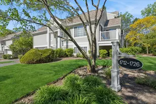 1720 Sienna Ct, Wheeling, IL 60090 - Photo 1