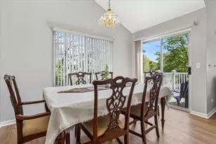 1720 Sienna Ct, Wheeling, IL 60090 - Photo 10
