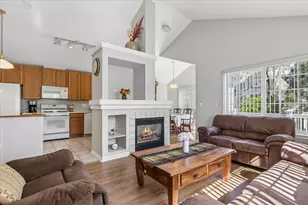 1720 Sienna Ct, Wheeling, IL 60090 - Photo 4