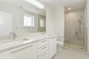 3326 W Irving Park Rd, Chicago, IL 60618 - Photo 8