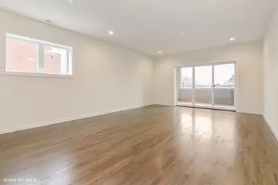 3326 W Irving Park Road #3E, Chicago, IL 60618 - Photo 6