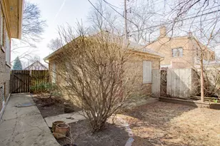 5900 N Talman Ave, Chicago, IL 60659 - Photo 50