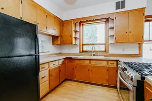 5900 N Talman Ave, Chicago, IL 60659 - Photo 22