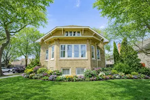 5900 N Talman Ave, Chicago, IL 60659 - Photo 2