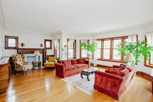 5900 N Talman Ave, Chicago, IL 60659 - Photo 8