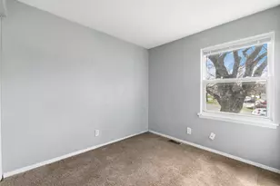 9 Fernwood Dr, Bolingbrook, IL 60440 - Photo 20