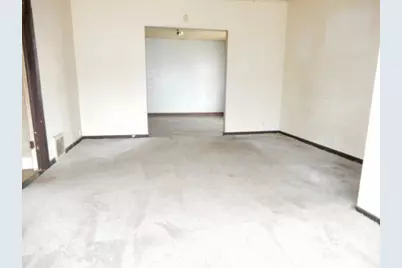 195 W 15th Street, Chicago Heights, IL 60411 - Photo 6