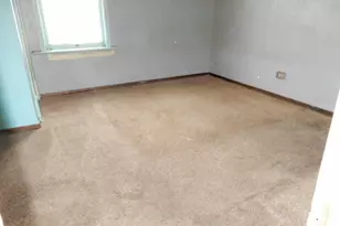 195 W 15th St, Chicago Heights, IL 60411 - Photo 10