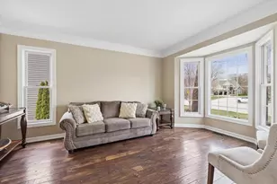 808 Wedgewood Dr, Crystal Lake, IL 60014 - Photo 14