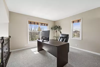 808 Wedgewood Drive, Crystal Lake, IL 60014 - Photo 18