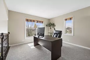 808 Wedgewood Dr, Crystal Lake, IL 60014 - Photo 18