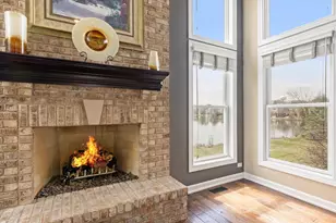 808 Wedgewood Dr, Crystal Lake, IL 60014 - Photo 6