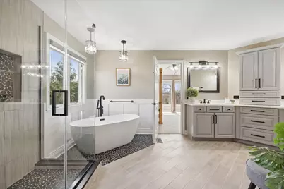 808 Wedgewood Drive, Crystal Lake, IL 60014 - Photo 28