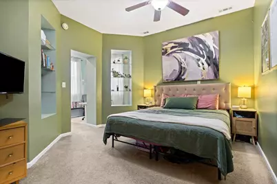 4354 N Kenmore Avenue #2N, Chicago, IL 60613 - Photo 10