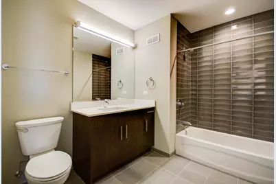 851 W Grand Avenue #406, Chicago, IL 60642 - Photo 8