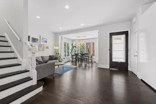 1463 W Sunnyside Ave, Chicago, IL 60640 - Photo 8