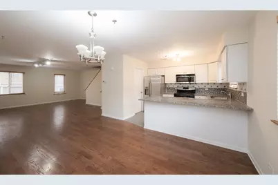 425 S Harvey Avenue #C, Oak Park, IL 60302 - Photo 10