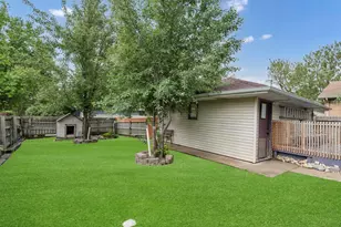 1002 W Marion St, Joliet, IL 60436 - Photo 4