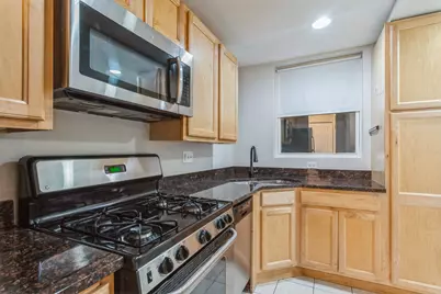 702 Reba Place #G2, Evanston, IL 60201 - Photo 6