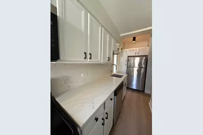 1211 N Lasalle Street #1704, Chicago, IL 60610 - Photo 2