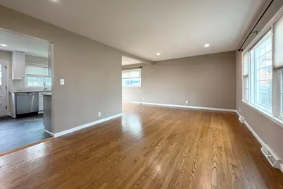 240 Hatlen Avenue, Mount Prospect, IL 60056 - Photo 6