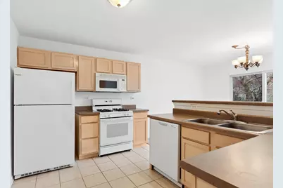 2546 Heritage Court, Geneva, IL 60134 - Photo 6