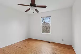 2546 Heritage Ct, Geneva, IL 60134 - Photo 18