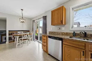 703 Ferret Crossing, Oswego, IL 60543 - Photo 10