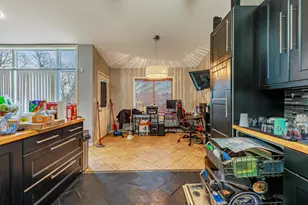 3022 141st Pl, Blue Island, IL 60406 - Photo 8