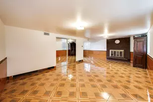 2215 S Bradford Dr, Wheaton, IL 60189 - Photo 28