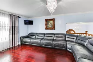 2215 S Bradford Dr, Wheaton, IL 60189 - Photo 6