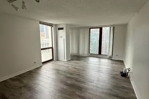 200 N Dearborn St, Chicago, IL 60601 - Photo 4