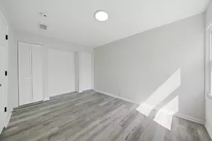 400 S Hebbard St, Joliet, IL 60433 - Photo 14