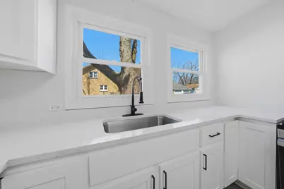 400 S Hebbard Street, Joliet, IL 60433 - Photo 10