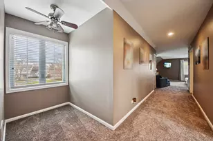 1980 Clover Dr, Inverness, IL 60067 - Photo 28