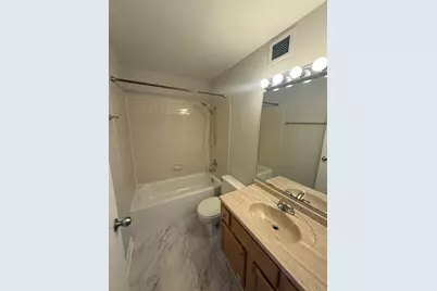 200 N Dearborn Street #2801, Chicago, IL 60601 - Photo 8