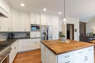 347 Windham Circle, Yorkville, IL 60560 - Photo 14