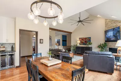 347 Windham Circle, Yorkville, IL 60560 - Photo 10