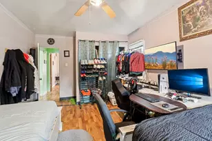 796 Parkway Ave, Elgin, IL 60120 - Photo 16