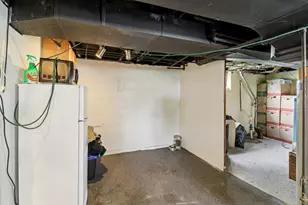 796 Parkway Ave, Elgin, IL 60120 - Photo 24