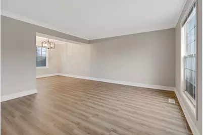 3245 Gresham Lane E, Aurora, IL 60504 - Photo 6