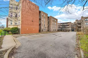 7017 S Merrill Ave, Chicago, IL 60649 - Photo 4