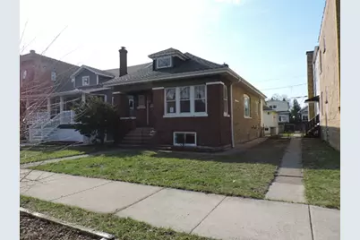5653 W Leland Avenue, Chicago, IL 60630 - Photo 2
